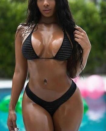 , 28  female escort, Miami