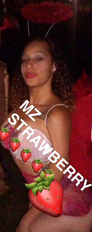 , 25  female escort, Miami