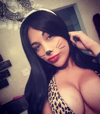 , 24  female escort, Miami