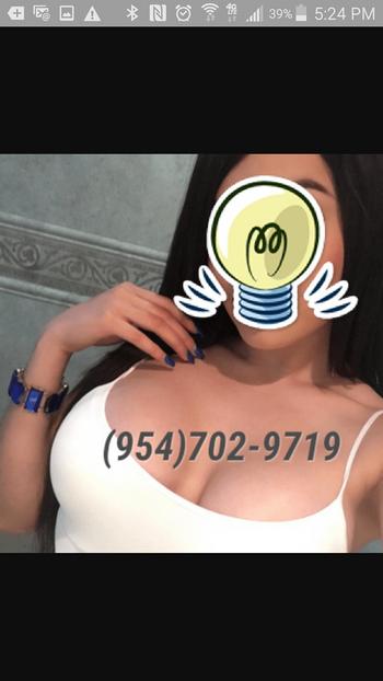 , 24 Latino/Hispanic female escort, Miami