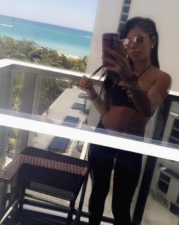 , 19  female escort, Miami