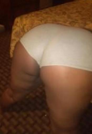 , 25  female escort, Miami