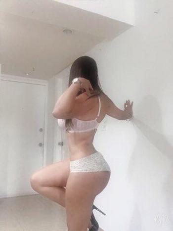 Eliza, 32  female escort, Miami