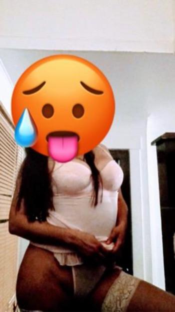 Vicky, 22  female escort, Miami