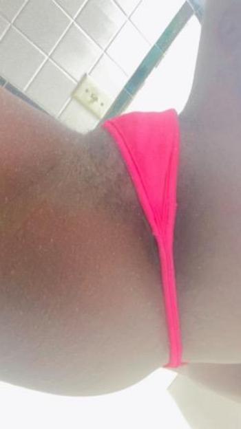 Tiny, 22  female escort, Miami