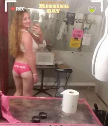 Lindsey, 25  female escort, Miami
