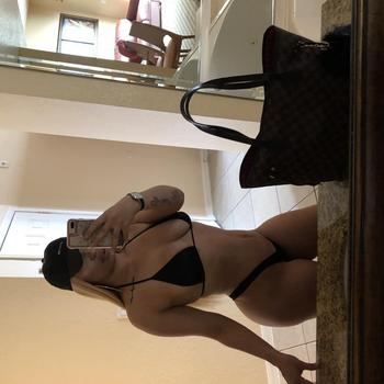 Gabby , 25 Latino/Hispanic female escort, Miami