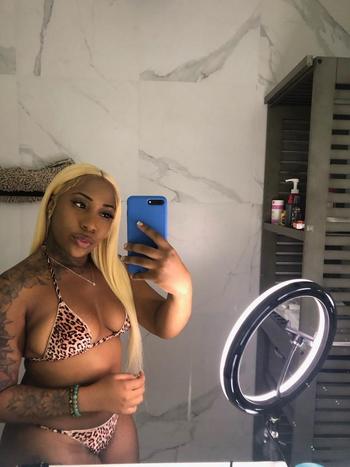 Cookie, 21  female escort, Miami