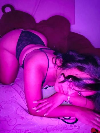 718-806-9006, 26  female escort, Miami