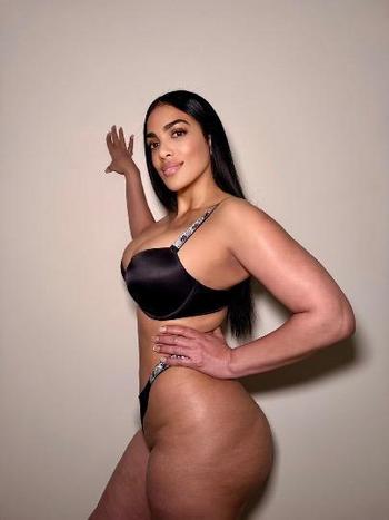 Vanessa, 36  female escort, Miami