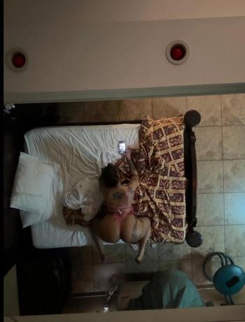 Perla, 25  female escort, Miami