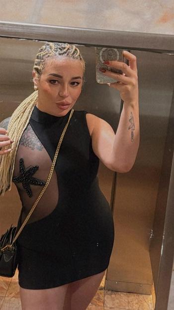 IY, 28  female escort, Miami