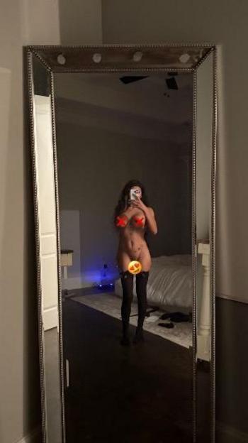 jas, 25  female escort, Miami